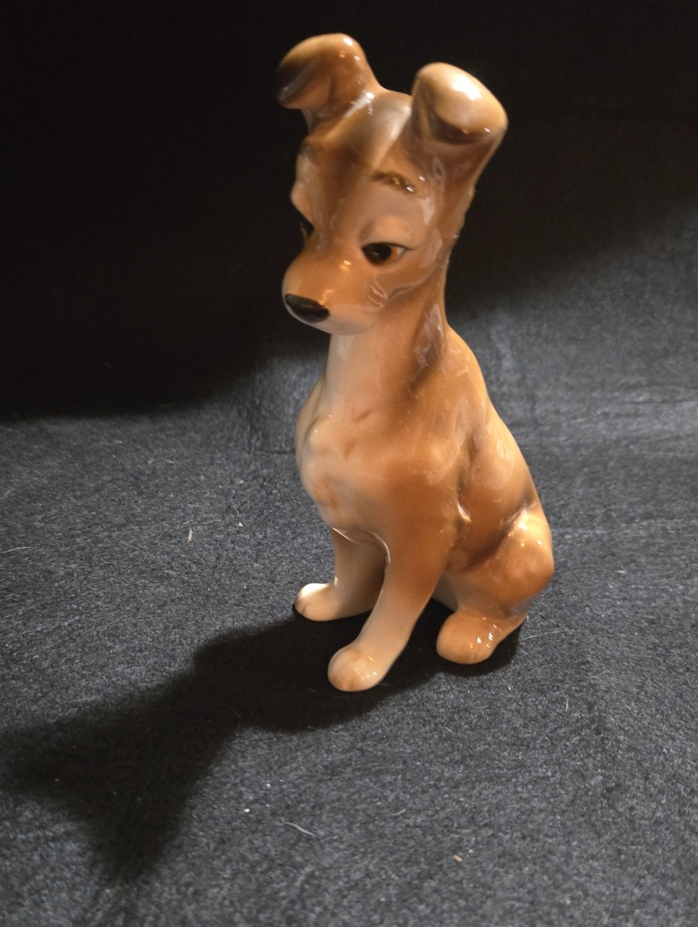 Disney Tramp Figurine - Decorative Statue